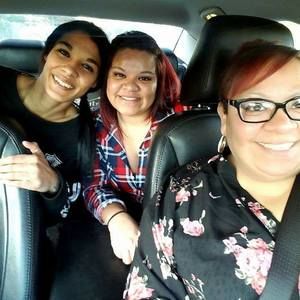 Meet your Posher, Crystal